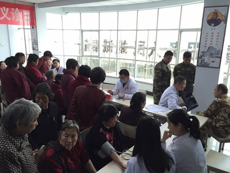 社洛阳市委中心医院支社义诊活动走进伊川县消