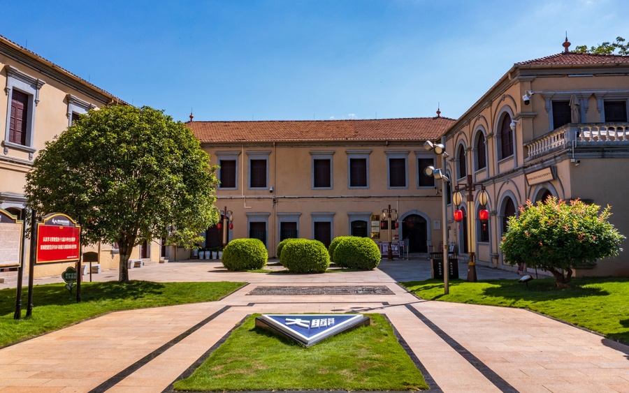 西南联大蒙自分校纪念馆外景.jpg 西南联大蒙自分校纪念馆外景.jpg