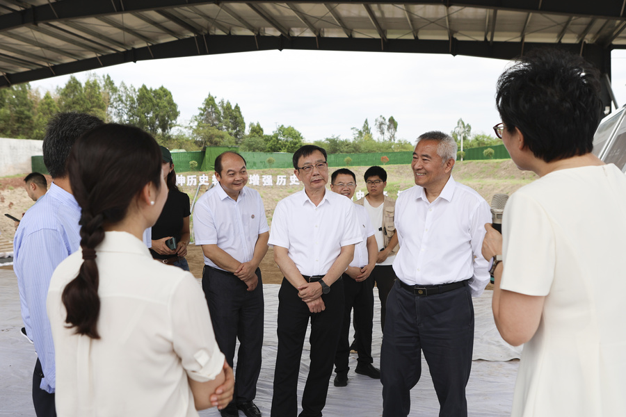 1000119698.jpg 1000119698.jpg