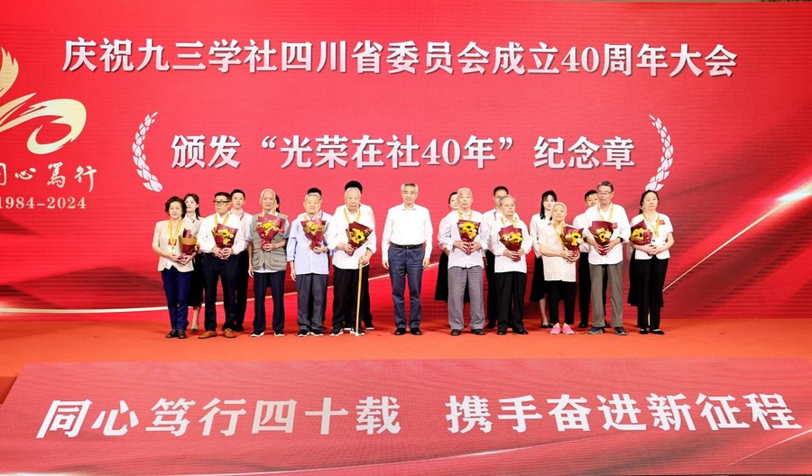 1000119735.jpg 1000119735.jpg