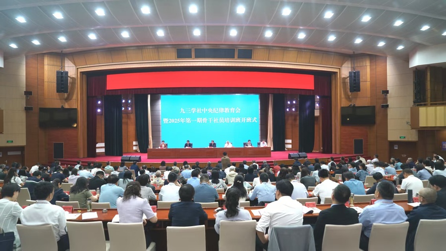 6a0a909a193128bae6d3e2fb48c0146.jpg 6a0a909a193128bae6d3e2fb48c0146.jpg